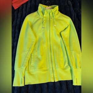 Mondetta Women's Vibrant Yellow Performance Jacket